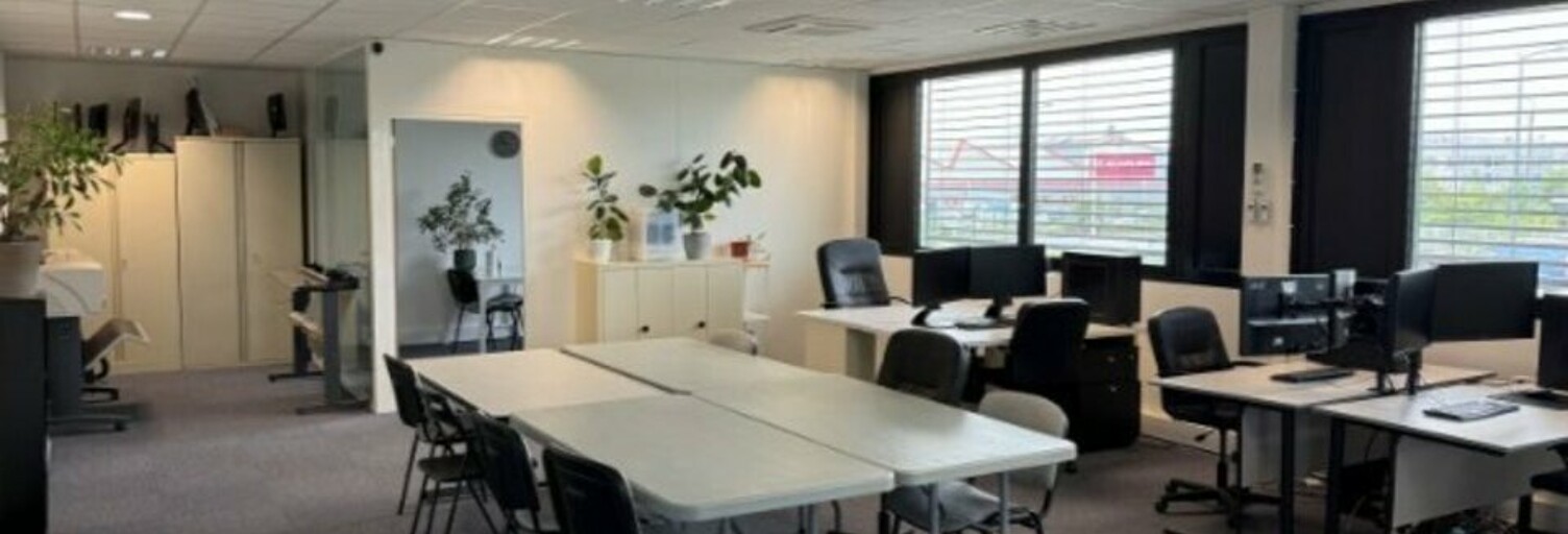 Bureau  150 m² à louer à Vaulx-en-Velin (69120)