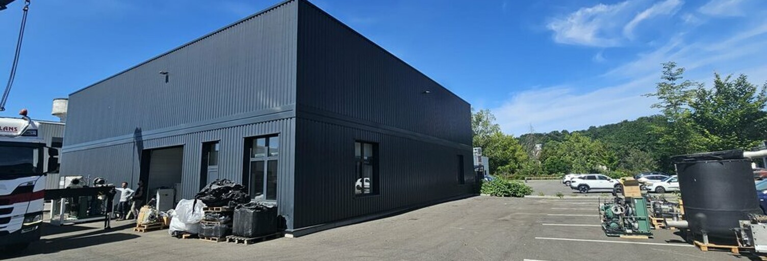 Commerce  230 m² à louer à Neuville-sur-Saône (69250)