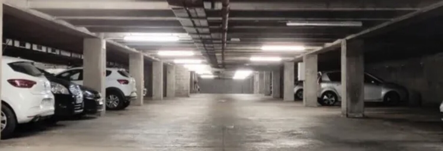 Garage  65 m² à vendre à Saint-Étienne (42100)