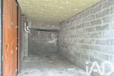 Garage  13500 €