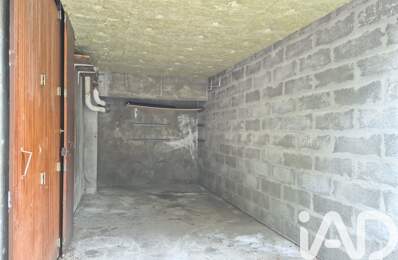 Vente Garage 13 m&sup2; — photo du bien