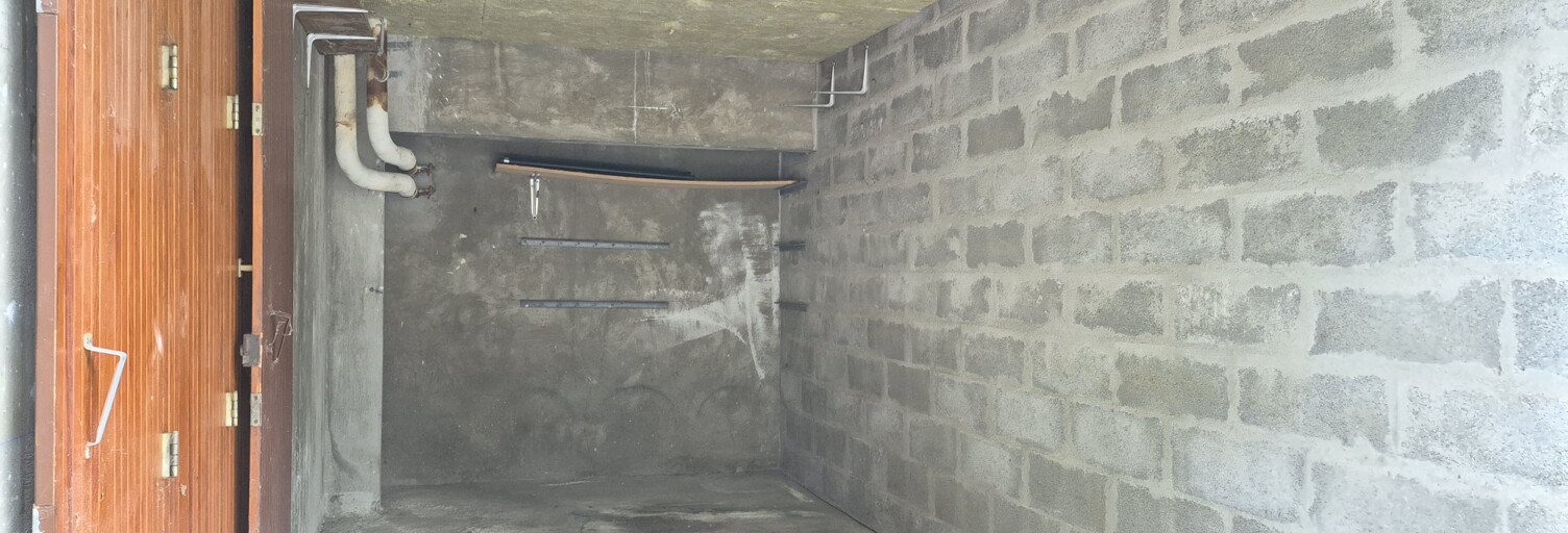 Garage  12 m² à vendre à Pau (64000)
