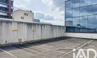 Garage  60 m² à vendre à Cergy (95800)