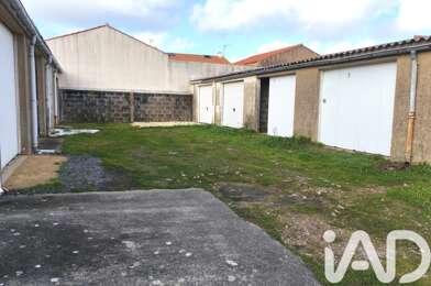 Garage  49000 €