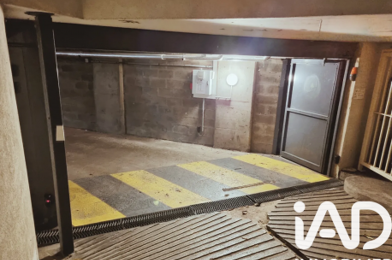 Garage  34000 €