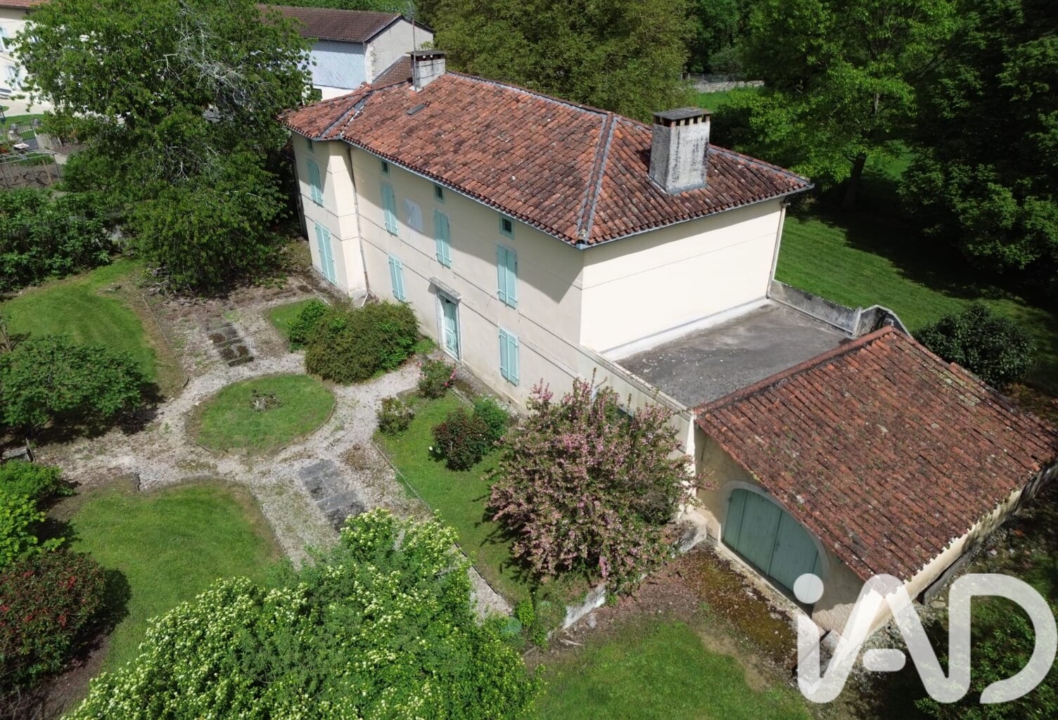 Vente Maison de village 10 pièces — photo 1