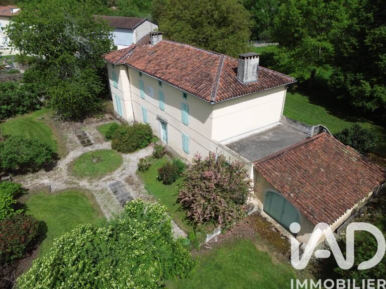 Vente Maison de village 10 pièces — photo 1