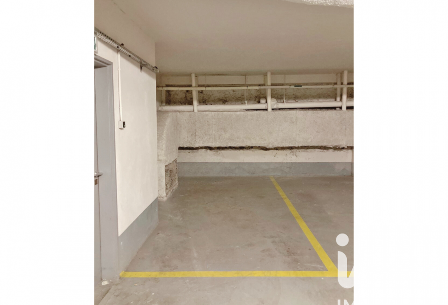 Vente Parking 11 m&sup2; — photo 1