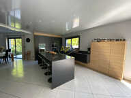 Maison d' architecte  8 pièces à 5 kms de la plage — photo 4