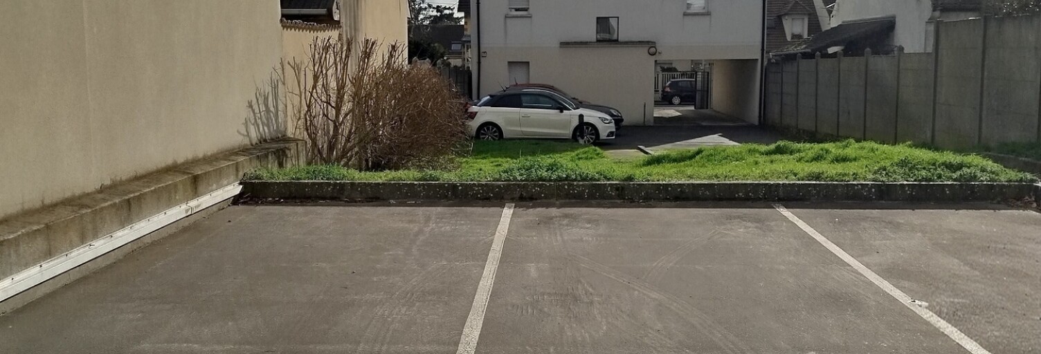 Garage  12 m² à vendre à Sainte-Geneviève-des-Bois (91700)