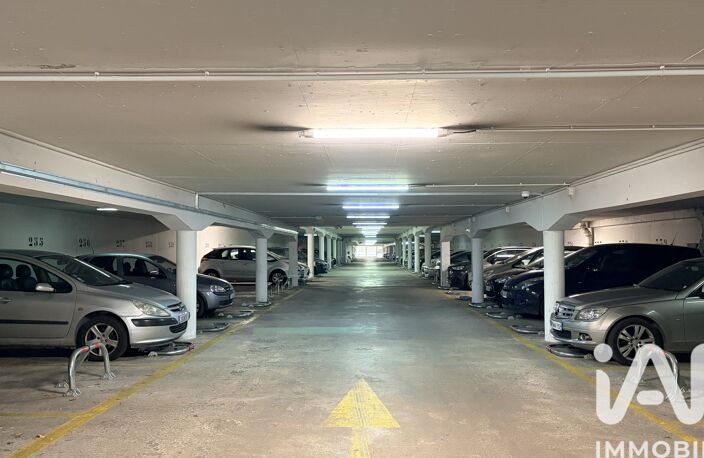 Vente Parking 11 m&sup2; — photo 2