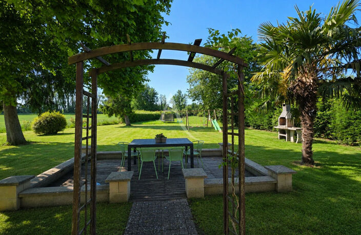 LONGERE Proche ETREPAGNY 3 chambres Jardin — photo 5