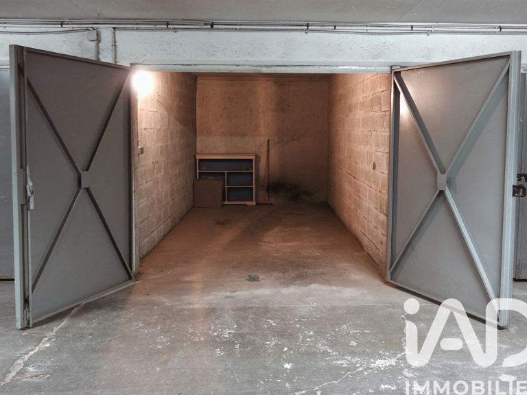 Vente Parking 13 m&sup2; — photo 1