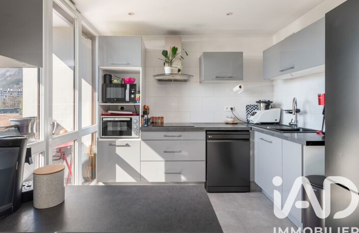 Vente Appartement 5 pièces — photo 2