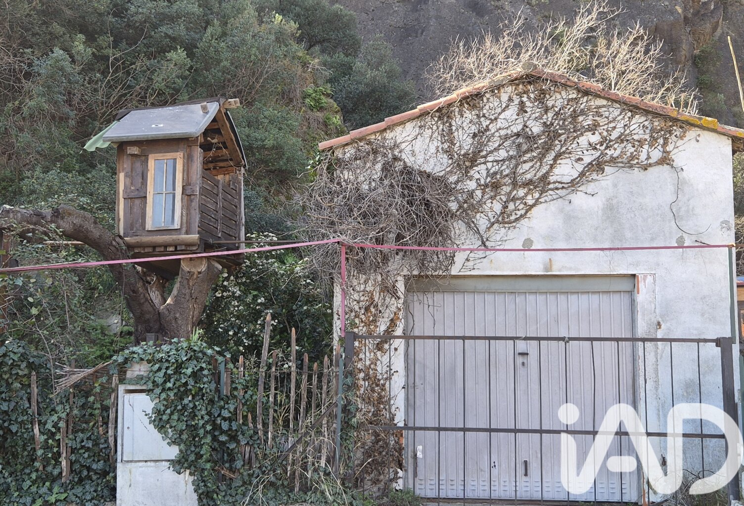 Vente Garage 35 m&sup2; — photo 1