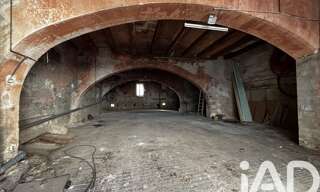 Garage  225 m² à vendre à Sallèles-d'Aude (11590)
