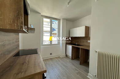 Appartement 3 pièces 660 €