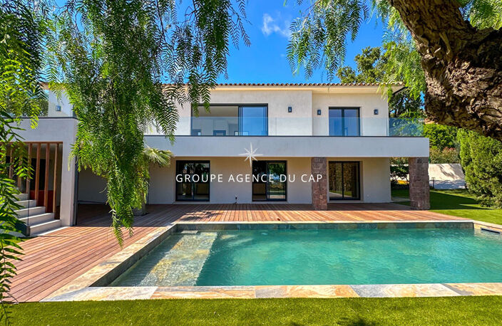 VILLA RECENTE 7 PIECES AVEC VUE MER GARAGE 70 M² ET PISCINE, AUX ISSAMBRES — photo 2