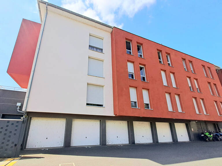 SOUS COMPROMIS - Appartement T1 de 28.30 m2 meublé avec place de staionnement privative — photo 1
