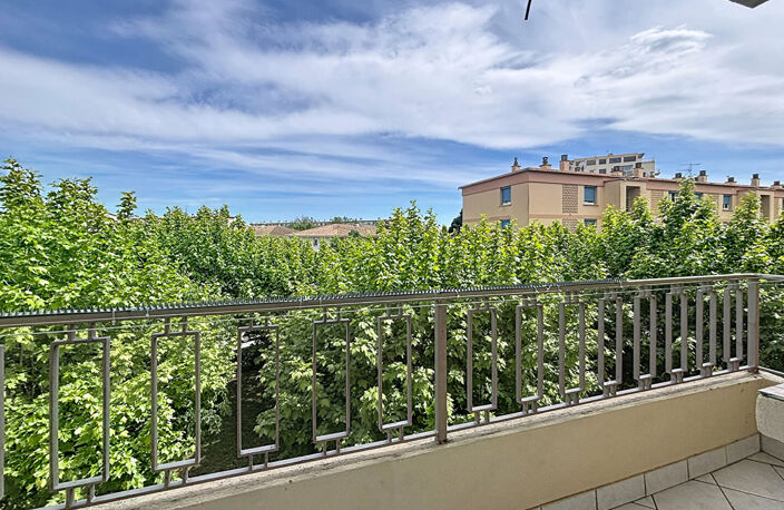 T4 transformé en T3 lumineux avec balcon au calme - Étage élevé à 15 min de la mer — photo 2