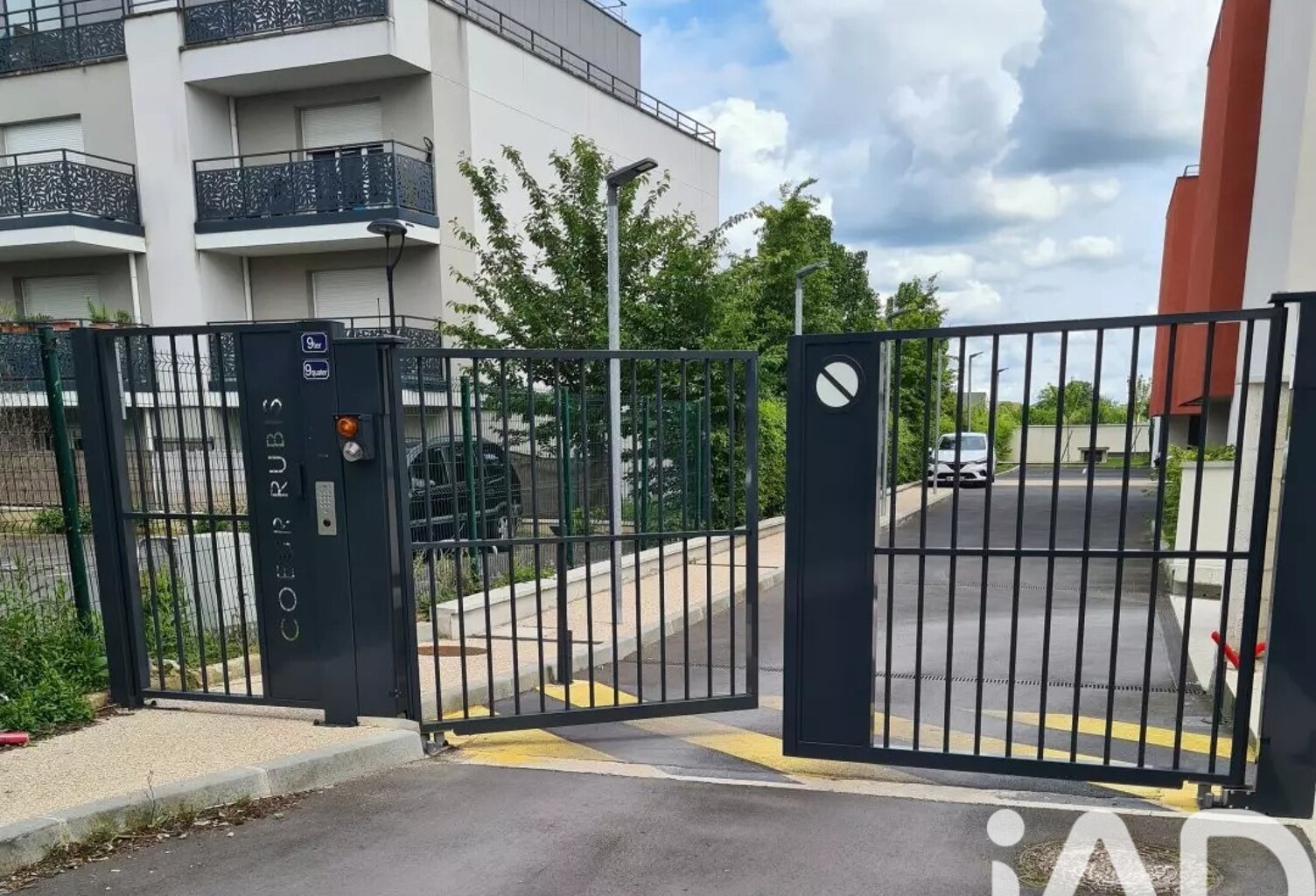 Vente Parking 12 m&sup2; — photo 1