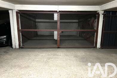 Garage  24000 €