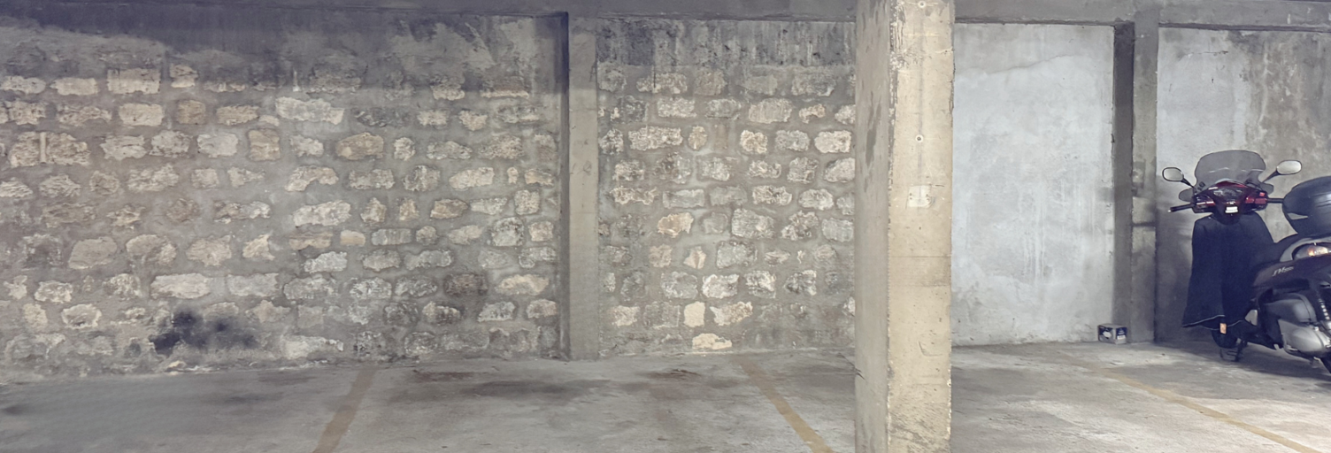Garage  10 m² à vendre à Paris 13 (75013)