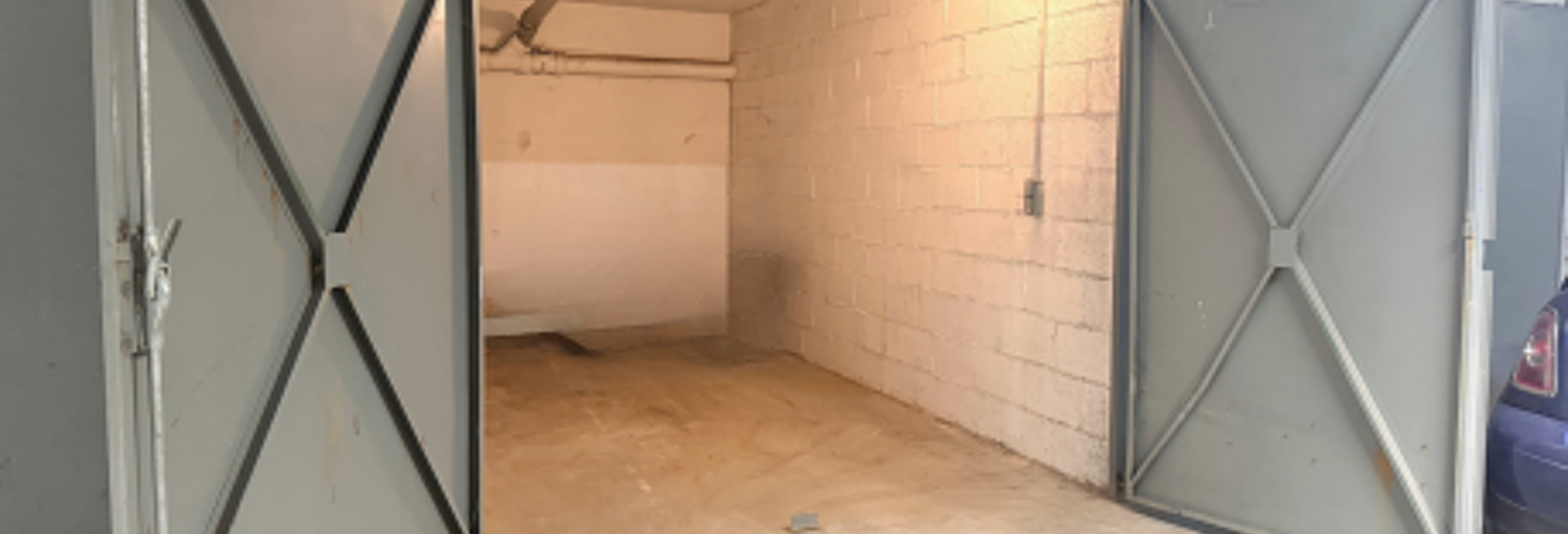 Garage  12 m² à vendre à Paris 18 (75018)