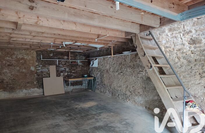 Vente Garage 84 m&sup2; — photo 2
