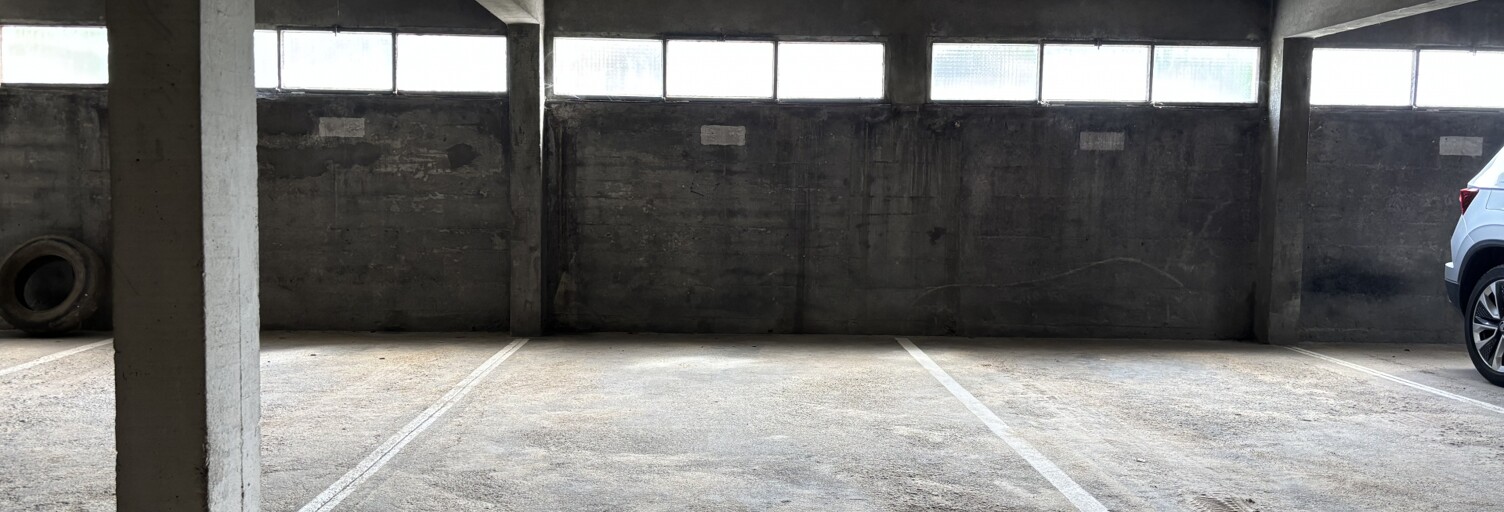 Garage  12 m² à vendre à Noisy-le-Roi (78590)