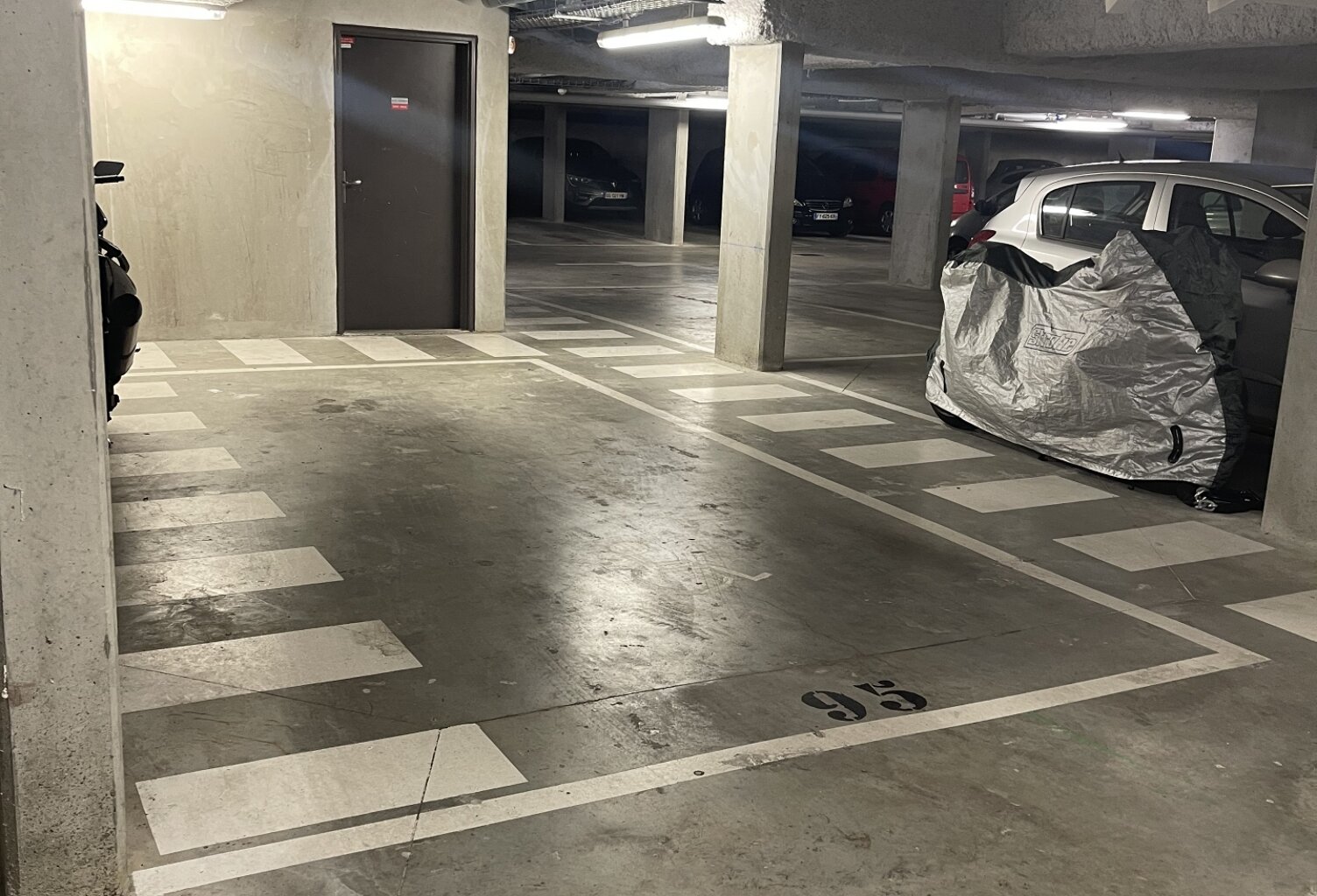 Vente Parking 17 m&sup2; — photo 1
