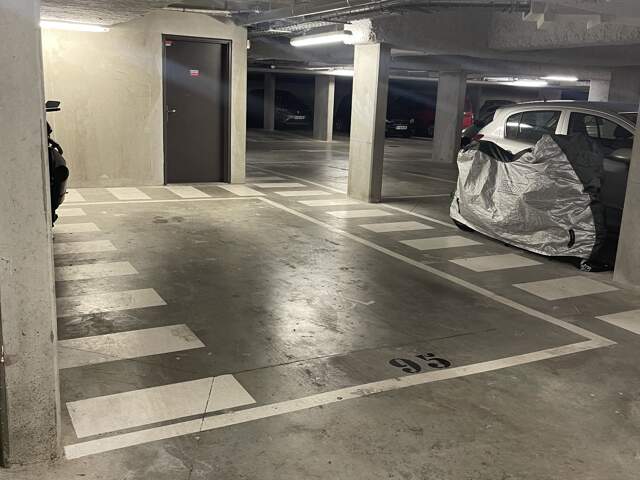 Vente Parking 17 m&sup2; — photo du bien