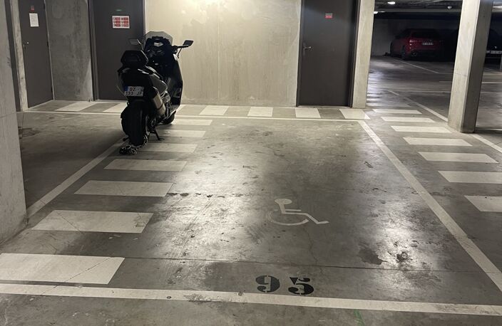 Vente Parking 17 m&sup2; — photo 2