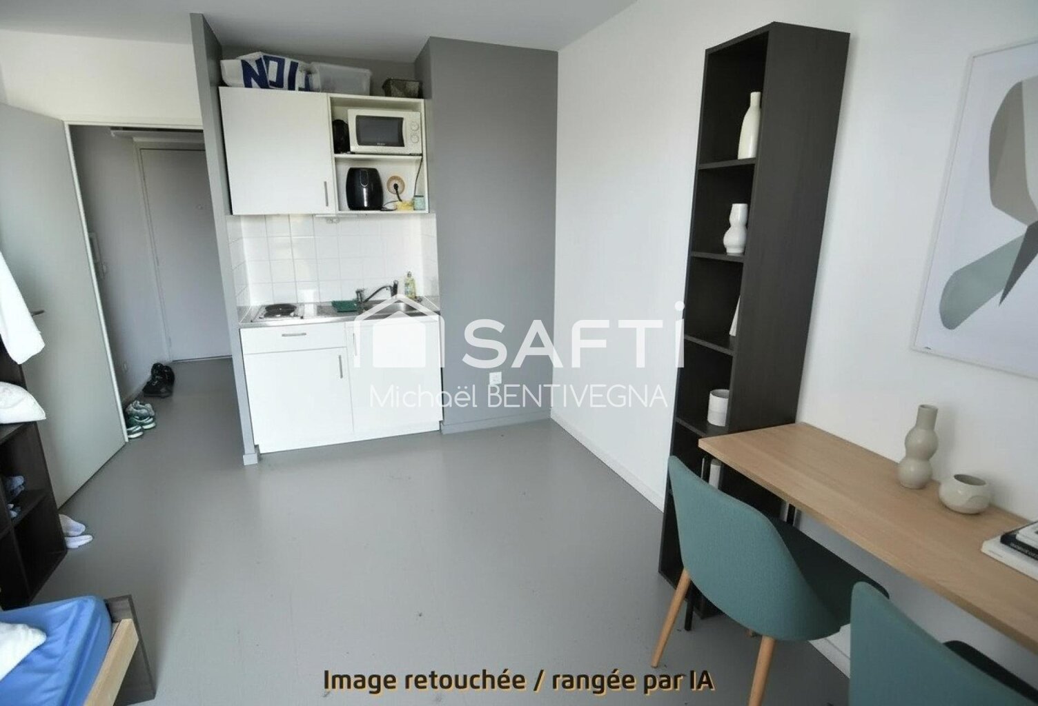 Studio en résidence étudiante avec parking — photo 1