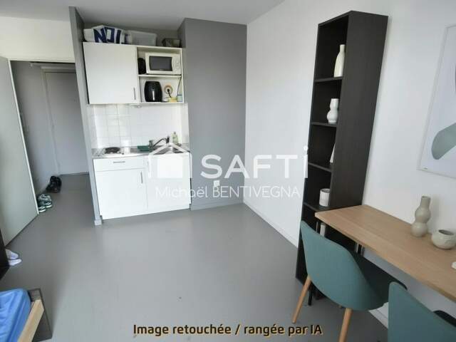 Studio en résidence étudiante avec parking — photo du bien