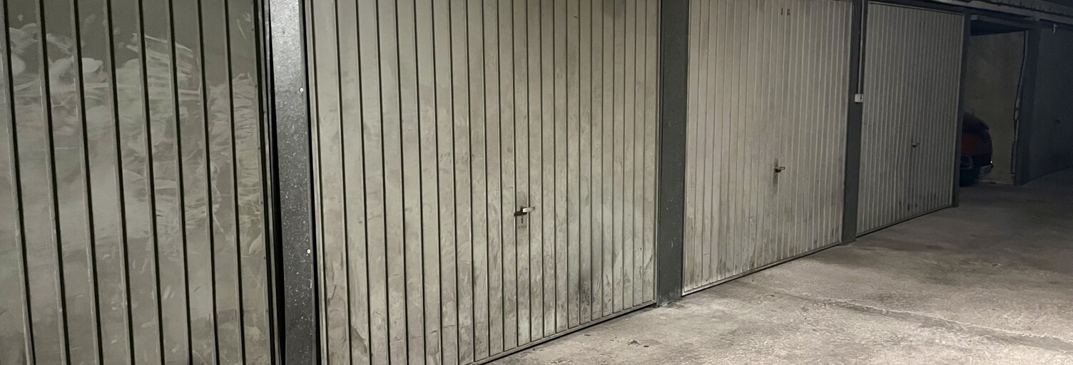 Garage  12 m² à vendre à Paris 15 (75015)