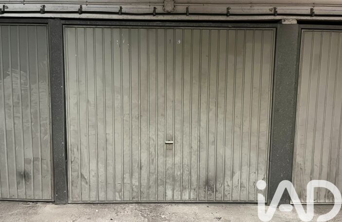 Vente Garage 12 m&sup2; — photo 2