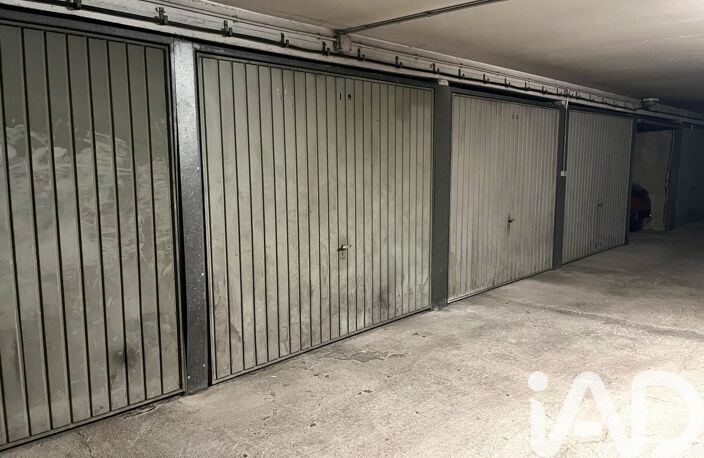Vente Garage 12 m&sup2; — photo 3