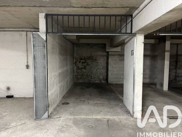 Vente Parking 13 m&sup2; — photo 1