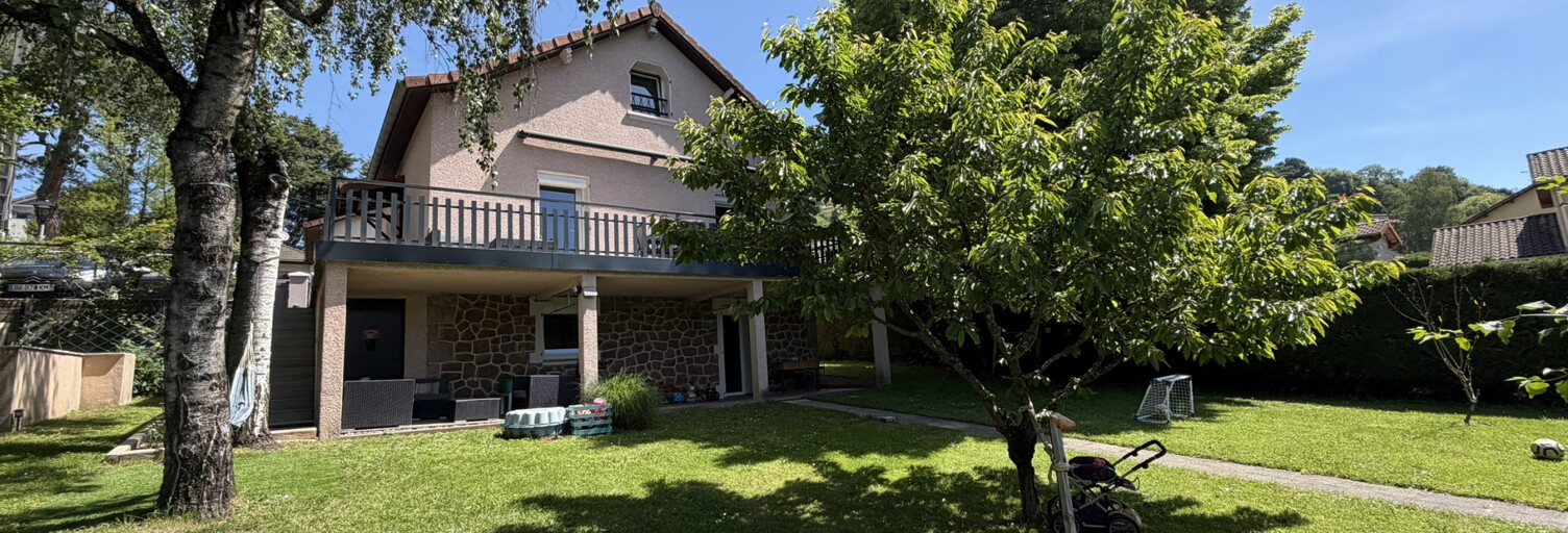 Maison 6 Pièces 125 m² à vendre à Thizy-les-Bourgs (69240)