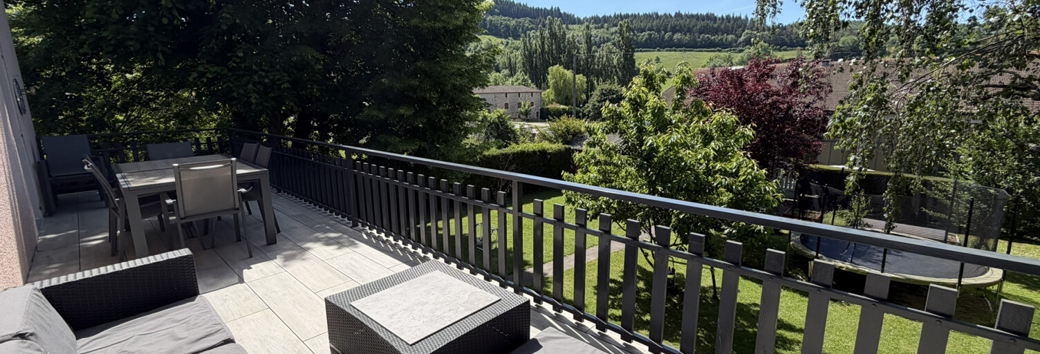 Maison 6 Pièces 138 m² à vendre à Amplepuis (69550)