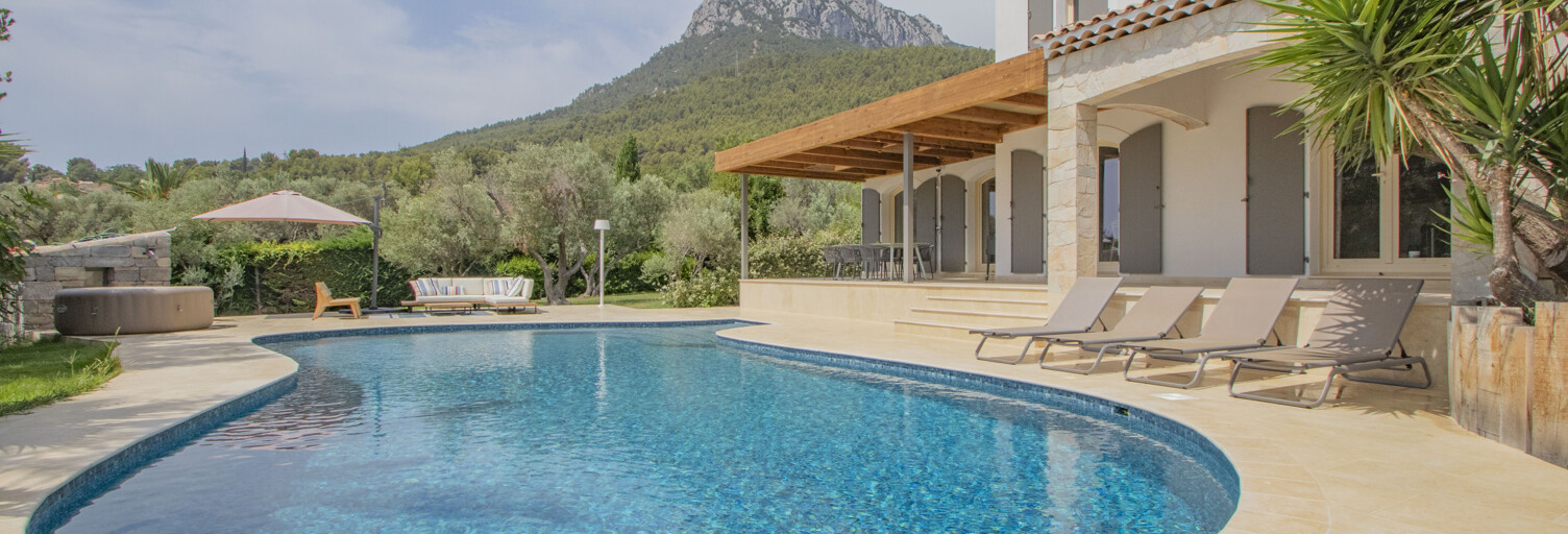 Maison 6 Pièces 220 m² à vendre à La Farlède (83210)