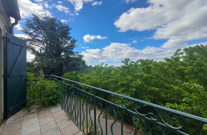 Propriété de caractère en pierre avec habitation principale et 4 gîtes sur plus d'1,5 ha — photo 4