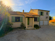 Villa sur les hauteurs avec dépendances — photo 3