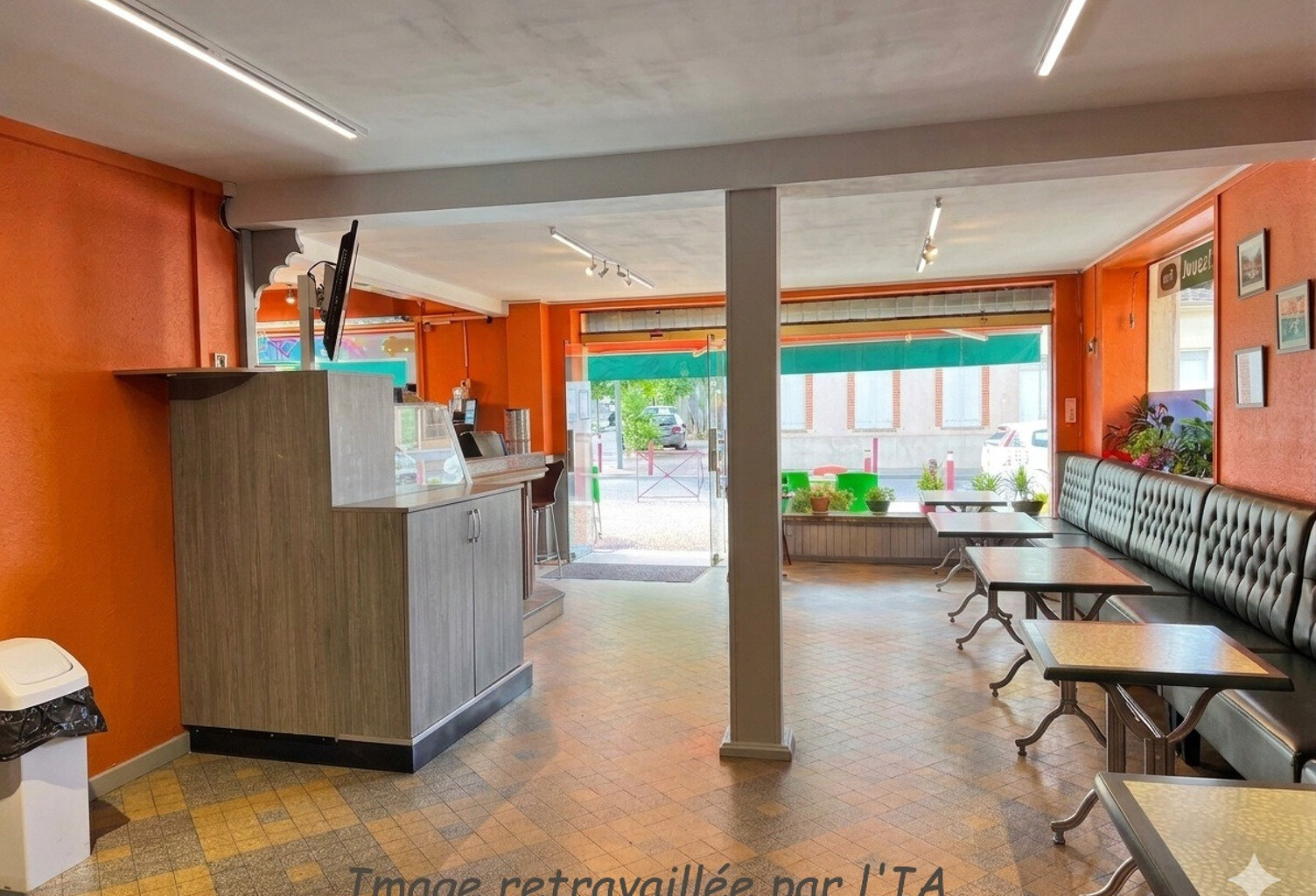Cugnaux hyper centre Ensemble immobilier murs commerciaux + habitation — photo 1
