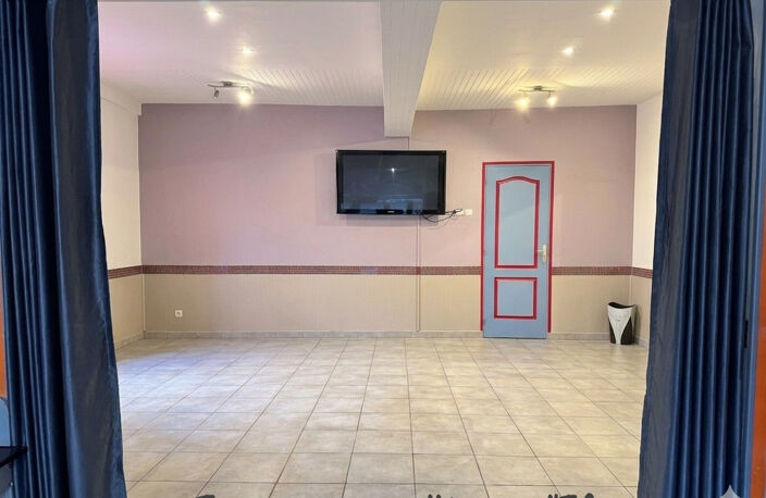Cugnaux hyper centre Ensemble immobilier murs commerciaux + habitation — photo 4