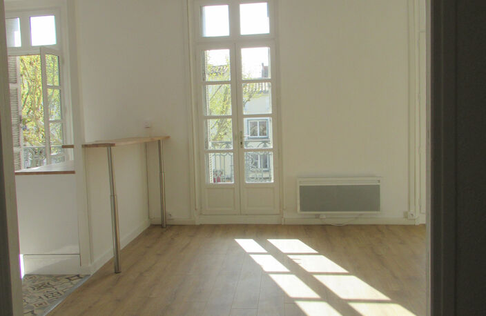 APPARTEMENT TYPE 2 BIS AVEC VUE ET BALCON — photo 3