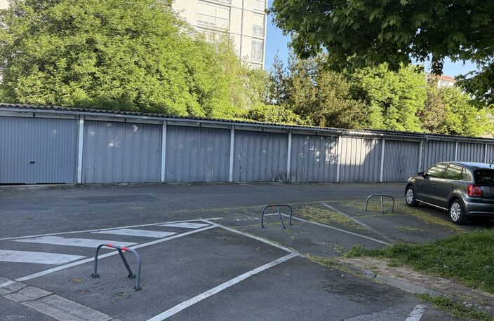 Vente Garage 12 m&sup2; — photo 4