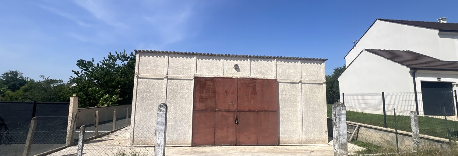 Garage  80 m² à vendre à Saintry-sur-Seine (91250)