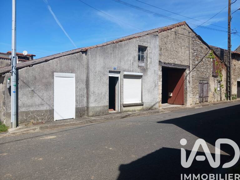 Vente Garage 225 m&sup2; — photo 1